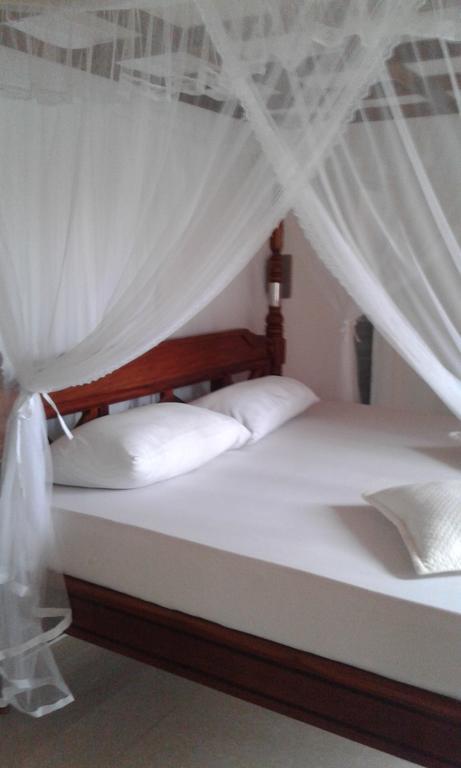 Rose Blossom Hotel Мириса Екстериор снимка